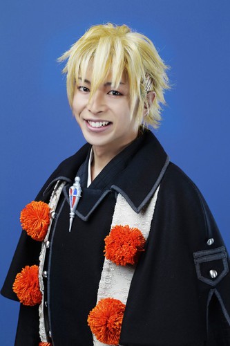 Yojiro Murata como Kinzou Shima