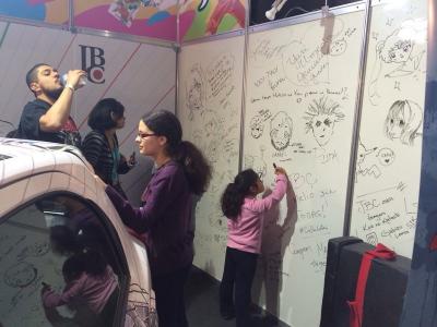 Muito obrigado a todos que deixaram suas mensagens nas paredes de nosso stand!
