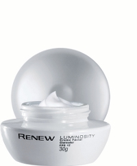 <strong>Renew Luminosity Creme Facial Clareador FPS 15 (Avon)</strong> - ajuda a clarear e a uniformizar o tom da pele. Preço sugerido: R$ 50,00