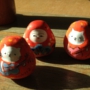 Conheça diferentes versões de daruma, com Tsubasa