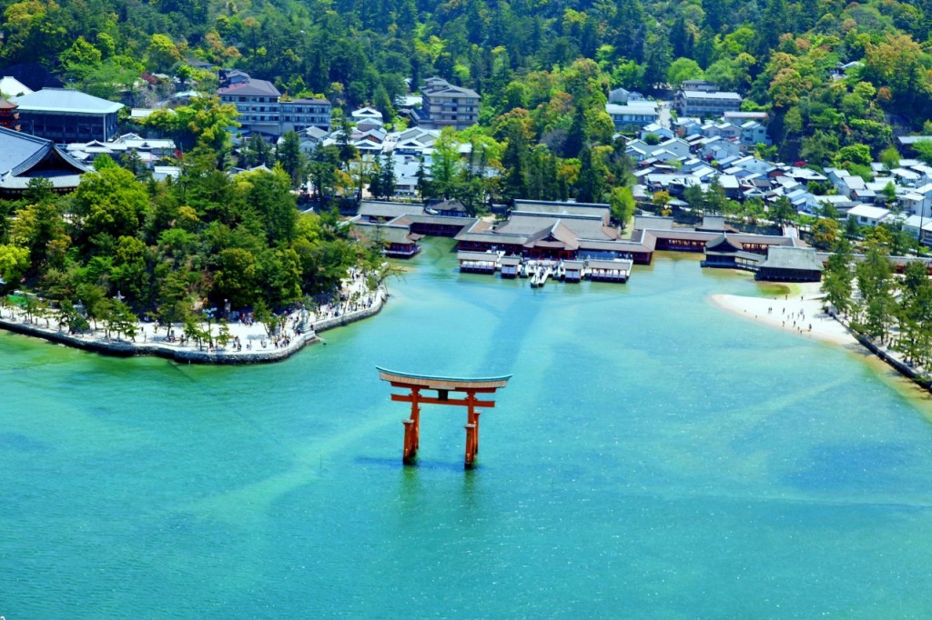 Resultado de imagem para Santuário de Itsukushima