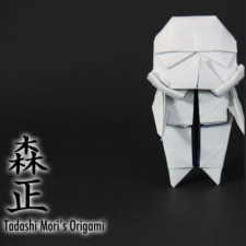 Aprenda a fazer um Stormtrooper de origami