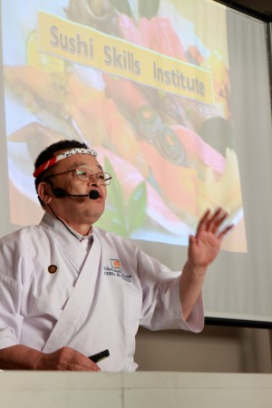 Chef Masayoshi Kazato do Sushi Skills Institute seminario_sushi_kazato