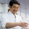 Chef japonês Hirotoshi Ogawa participa de palestra sobre a arte de fazer sushi