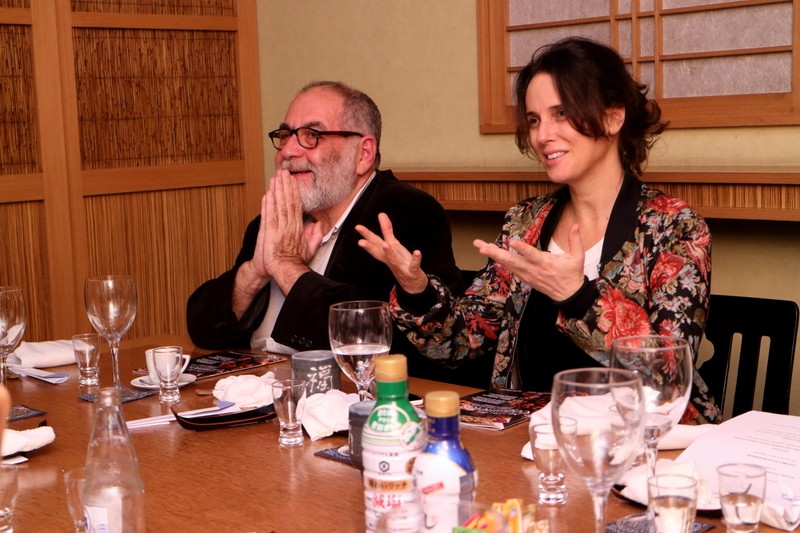 Carlos Alberto Dória e Helena Rizzo comentam as curiosidades da culinária japonesa aizome_helenarizzo_minatogawa
