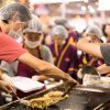 Okonomiyaki de Hiroshima e a culinária regional do Festival do Japão