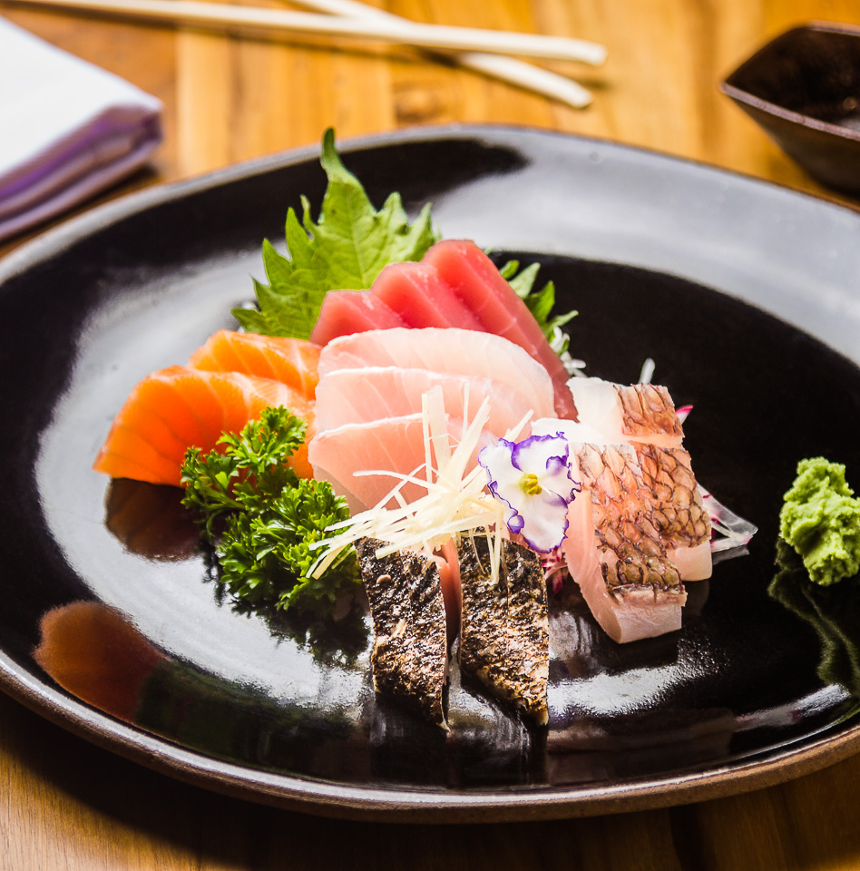 IMG_2786 - sashimi Toro(12 fatias de peixes variados)